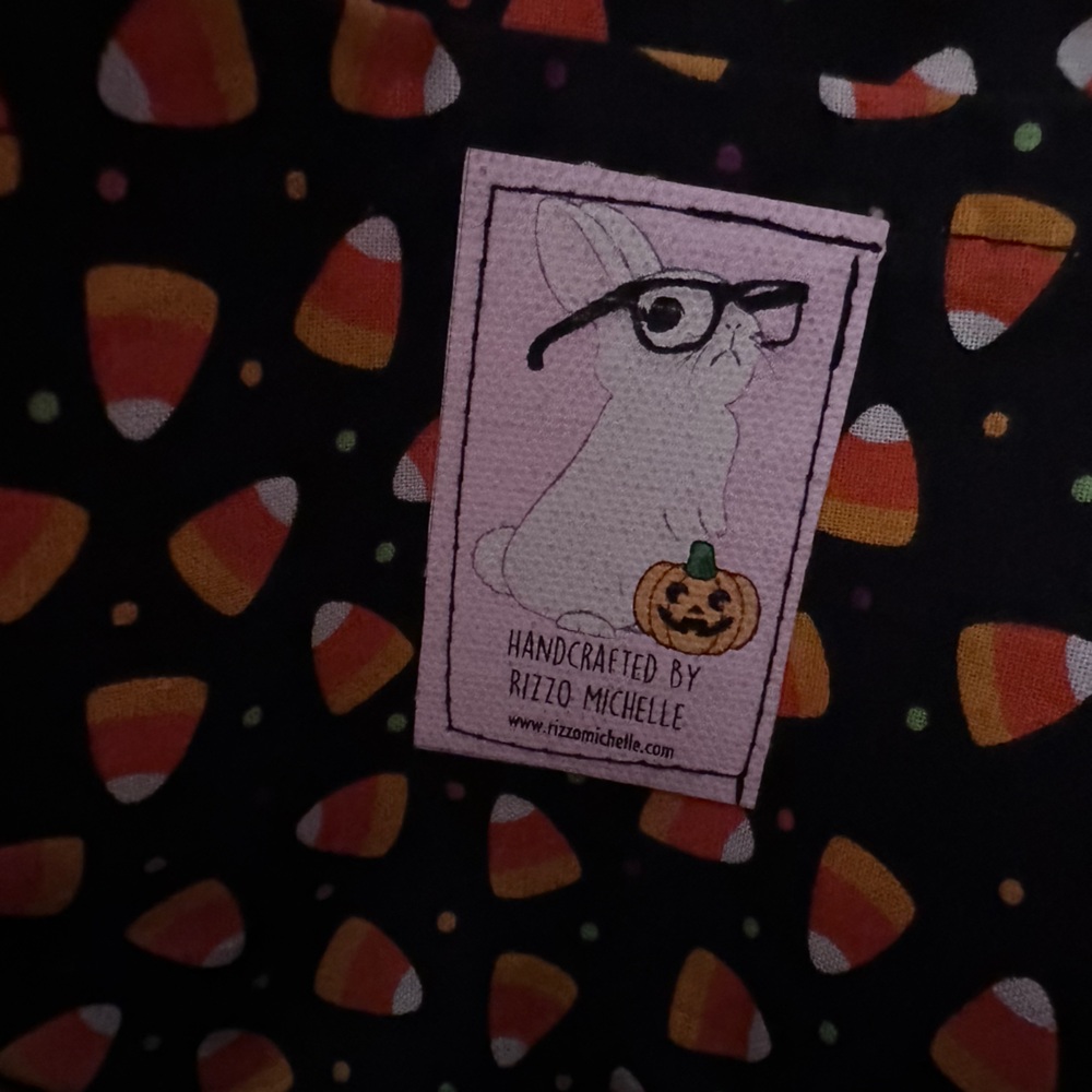 Trick R Treat Handmade Sam
bag by The Art of Rizzo Michelle - Picture 8 of 8